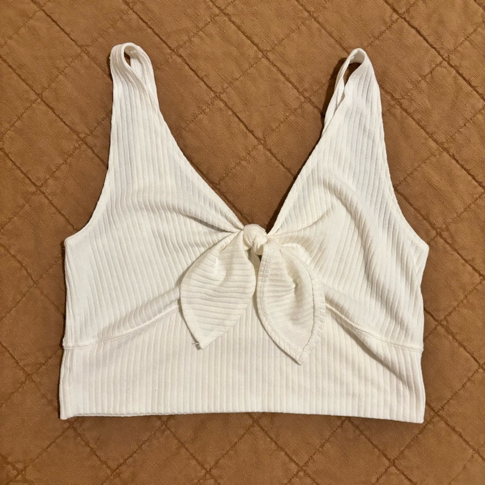 Abercrombie and Fitch white ribbed crop top with bow